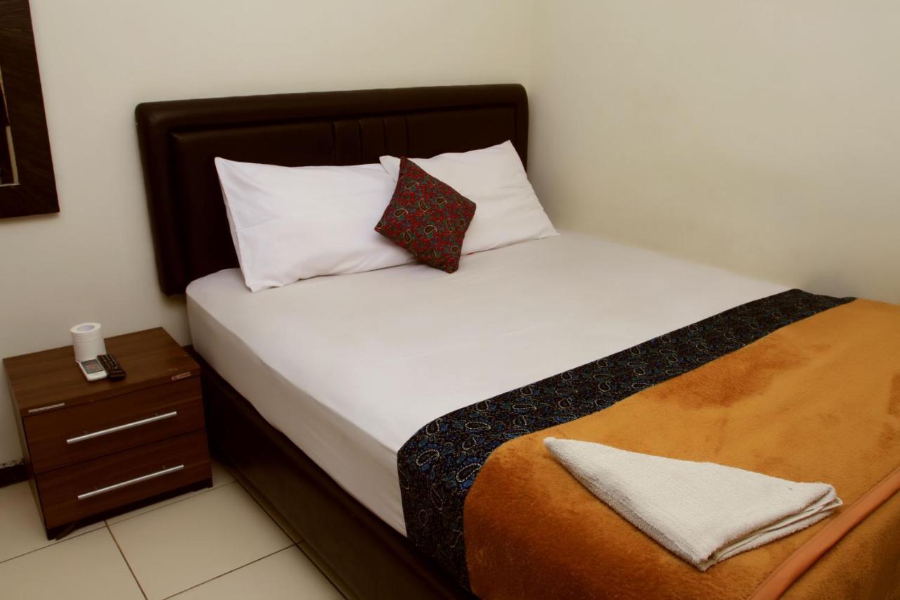 Bantal Guling Trans Bandung Exterior foto
